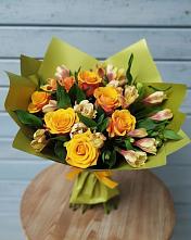Букет цветов из:  Альстромерии и Розы в Лямбирь
