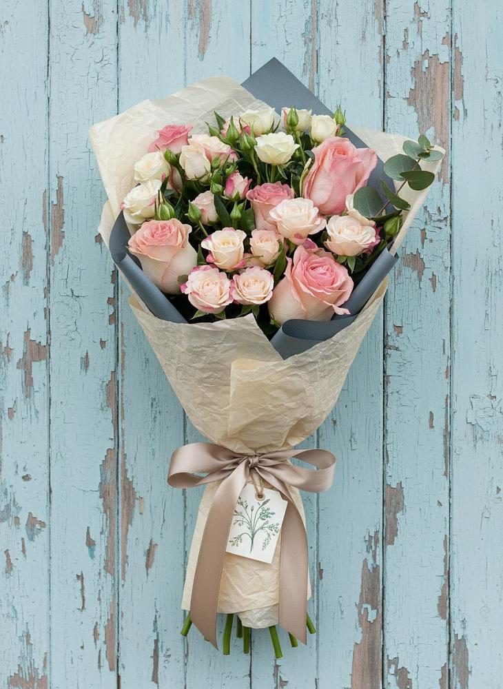 Букет цветов из: Розы в Лямбирь