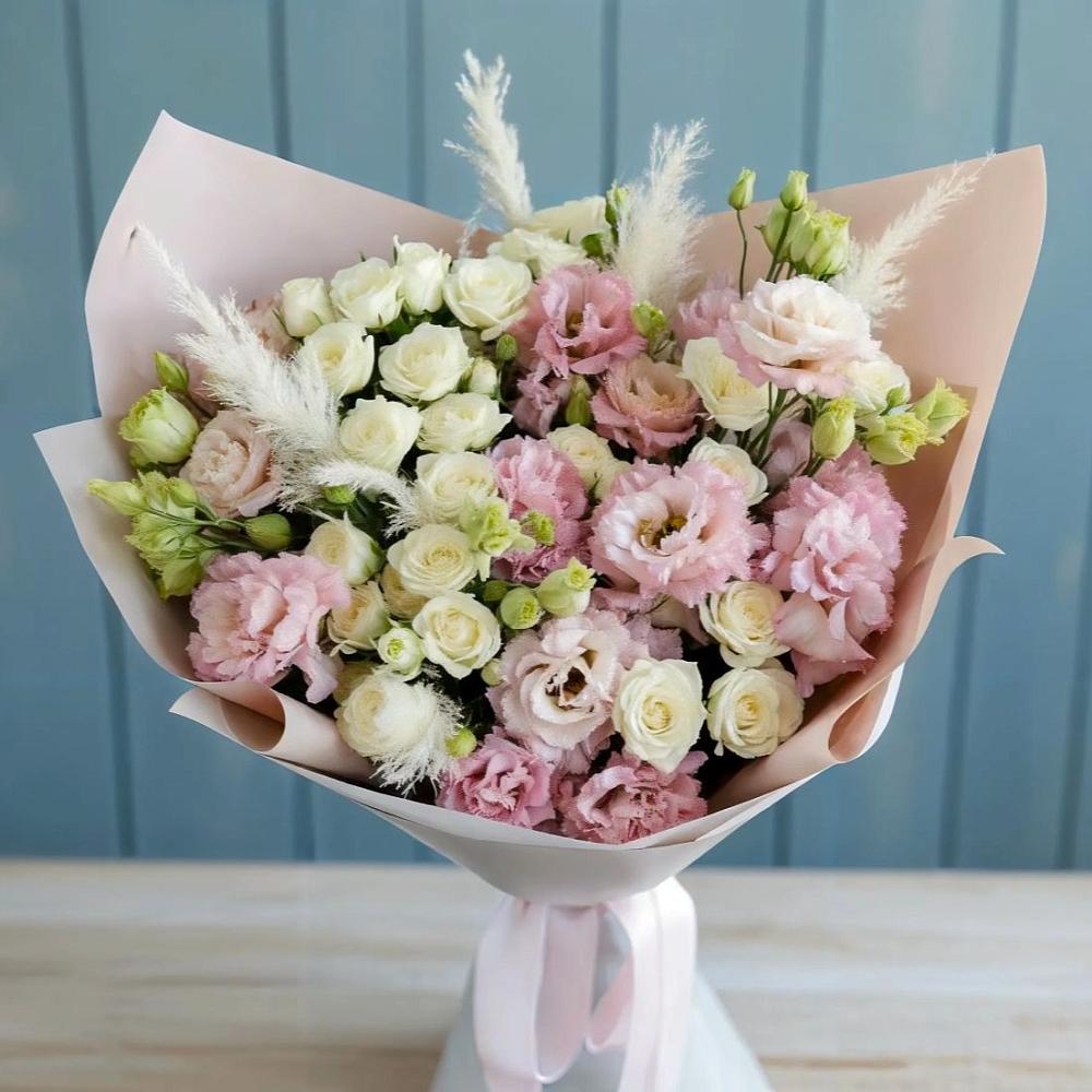 Букет цветов из: Альстромерии и Розы в Лямбирь