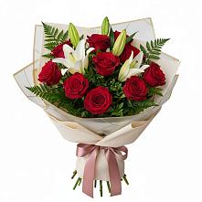 Букет цветов из:  Лилии и Розы в Лямбирь