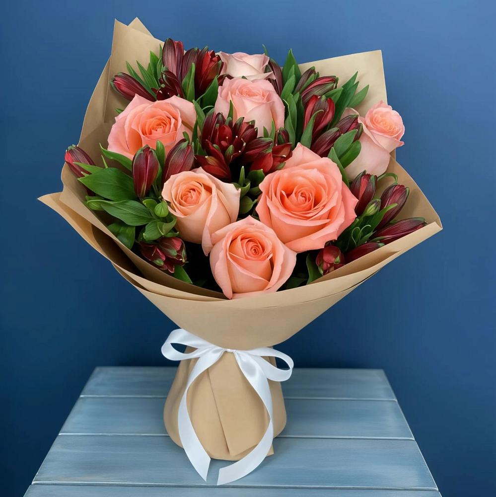 Букет цветов из: Розы и Альстромерии в Лямбирь