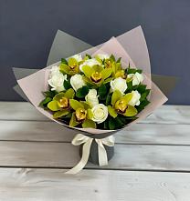 Букет цветов из:  Орхидеи и Розы #REPLACE_PRED# Лямбирь