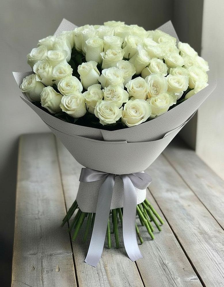 Букет 35 Белых роз в Лямбирь