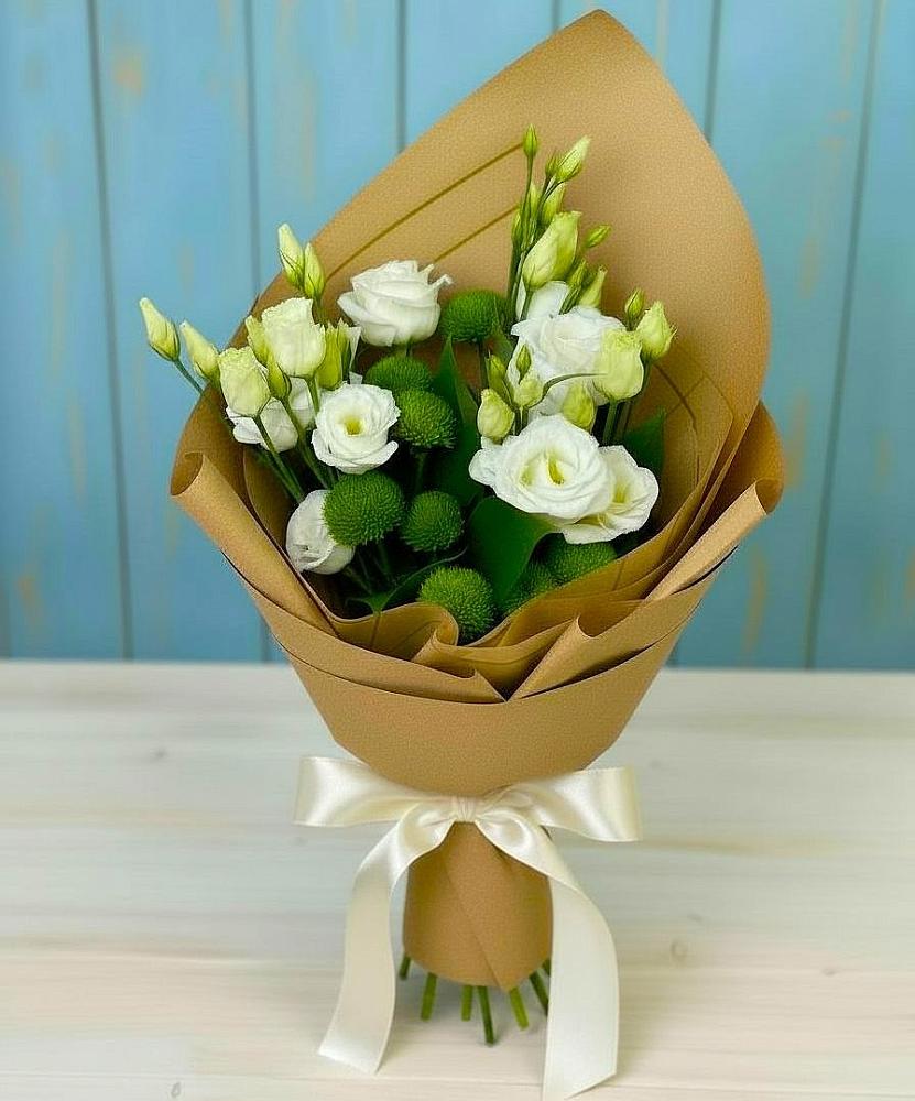 Букет цветов из: Хризантемы и Лизиантусы в Лямбирь