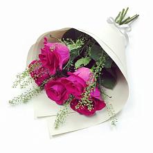 Букет цветов из:  Розы в Лямбирь