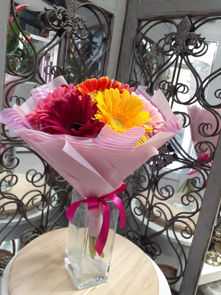 Букет цветов из: Герберы в Лямбирь