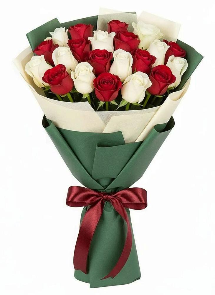 Букет Микс из красных и белых роз в Лямбирь