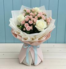 Букет цветов из:  Розы в Лямбирь