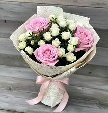 Букет цветов из:  Розы в Лямбирь