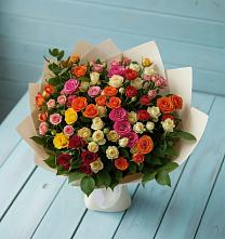 Букет Микс из разноцветных кустовых роз в Лямбирь