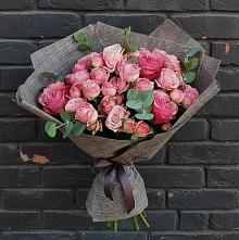 Букет цветов из:  Розы в Лямбирь