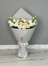 Букет цветов из:  Розы и Лизиантусы в Лямбирь